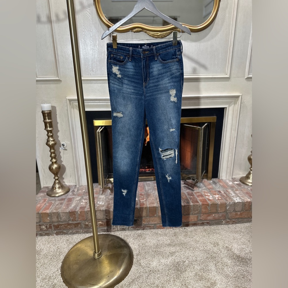Hollister High Rise Super Skinny Jeans Women’s 5R‎ / 27 x 30 Distressed Ripped
